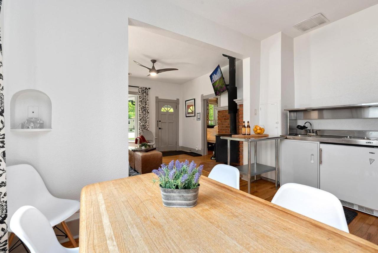 Lola House! Cozy Comfort, Prime Old Town Location Fort Collins Exterior foto